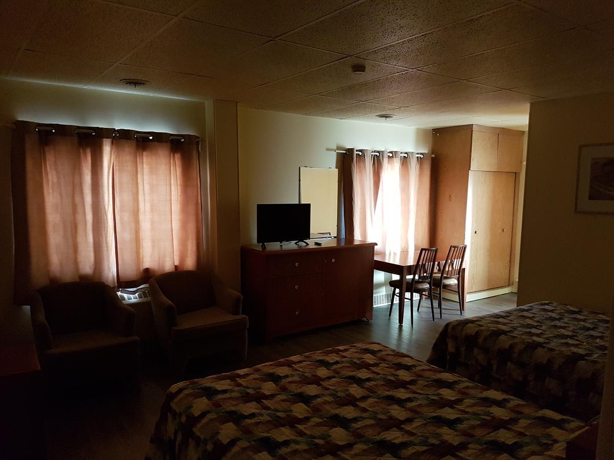 Beaver Hotel North Battleford Buitenkant foto