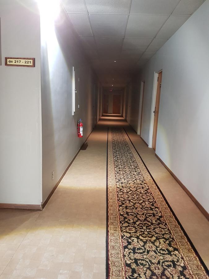 Beaver Hotel North Battleford Buitenkant foto