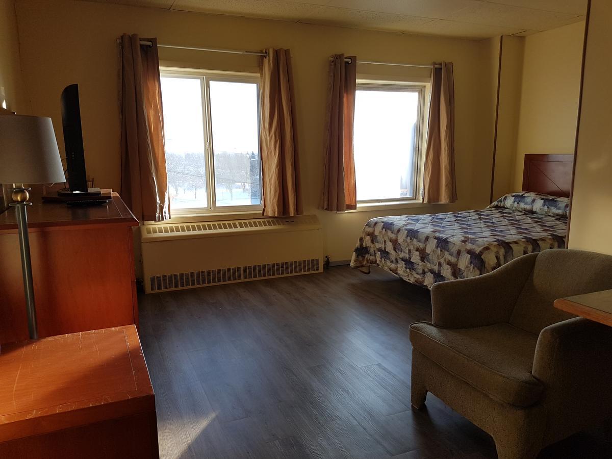 Beaver Hotel North Battleford Buitenkant foto