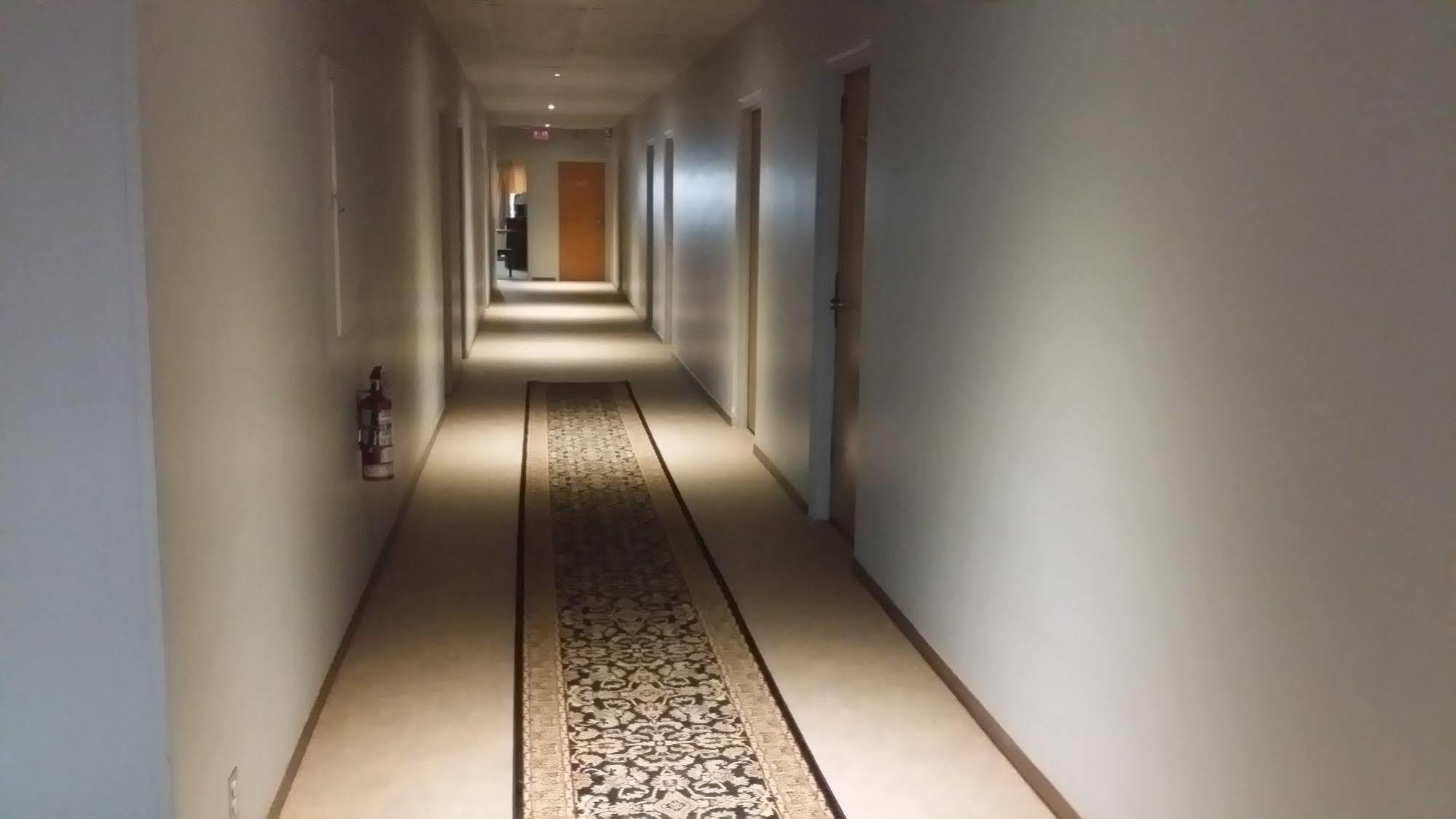 Beaver Hotel North Battleford Buitenkant foto